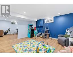 191 GLADMAN AVENUE - 35