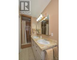 55 MAXWELL CRESCENT - 30