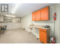 55 MAXWELL CRESCENT - 39