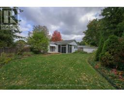 55 MAXWELL CRESCENT - 7