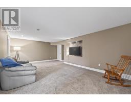 6 - 4700 HAMILTON ROAD - 27