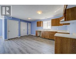212 EWART STREET SW - 8