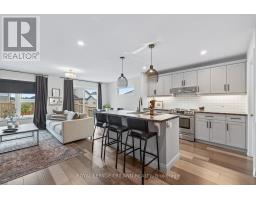 61 ASHBERRY PLACE - 12