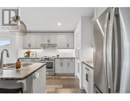 61 ASHBERRY PLACE - 16