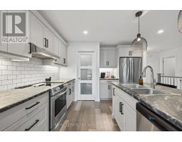 61 ASHBERRY PLACE - 17