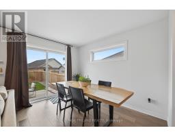 61 ASHBERRY PLACE - 18