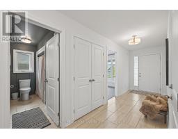 61 ASHBERRY PLACE - 9