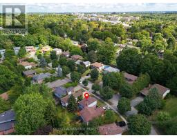 63 WALMER GARDENS - 31