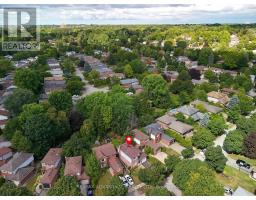 63 WALMER GARDENS - 34