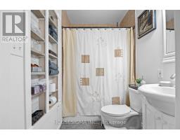 334 EDMONTON STREET - 11