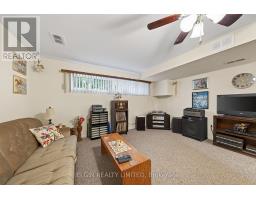 14 STIRLING CRESCENT - 25