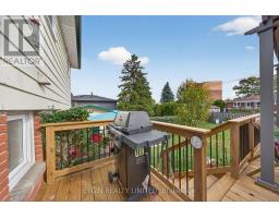 14 STIRLING CRESCENT - 29