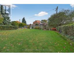 14 STIRLING CRESCENT - 37