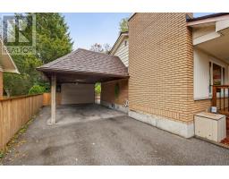 29 REGENCY ROAD - 32