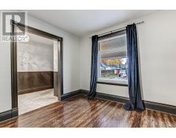 912 DAME STREET - 10