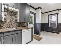 912 DAME STREET - 7