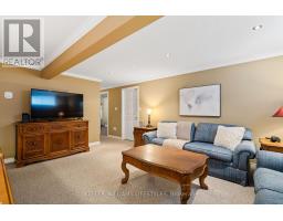 28 SCOURFIELD DRIVE - 26