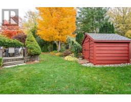 28 SCOURFIELD DRIVE - 33