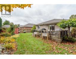 28 SCOURFIELD DRIVE - 36