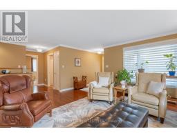 28 SCOURFIELD DRIVE - 9