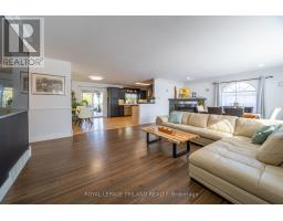 212 GOLFVIEW STREET - 14