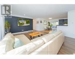 212 GOLFVIEW STREET - 16