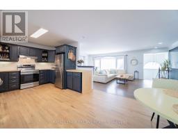 212 GOLFVIEW STREET - 23