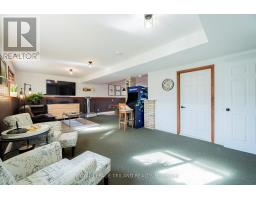 212 GOLFVIEW STREET - 29
