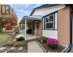 66 WELLESLEY CRESCENT - 2