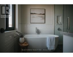 4 EDGEVIEW CRESCENT - 37