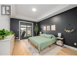 2568 LUCAS AVENUE - 22