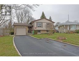 110 HAZELWOOD CRESCENT - 2