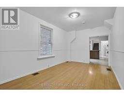 893 QUEENS AVENUE - 7