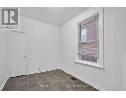 893 QUEENS AVENUE - 8