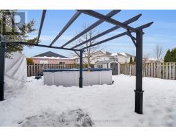 1821 BAYSWATER CRESCENT - 23