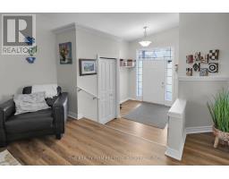 1821 BAYSWATER CRESCENT - 5