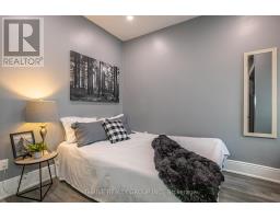 225 SIMCOE STREET - 24