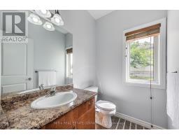 2097 BEAVERBROOK AVENUE - 8