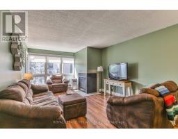 313 - 9 JACKSWAY CRESCENT - 12