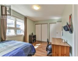 313 - 9 JACKSWAY CRESCENT - 17