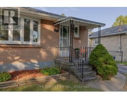 1518 MCLARENWOOD TERRACE - 3