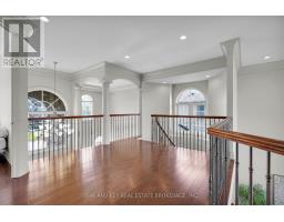 465 EAGLETRACE DRIVE - 22