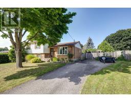 67 LOIS AVENUE - 3