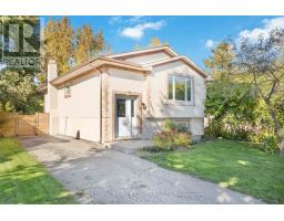 227 ARDSLEY CRESCENT - 4