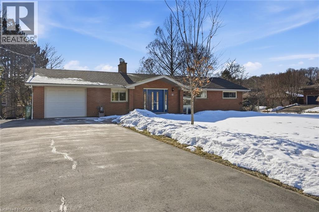 81 THOMSON Drive, Waterdown