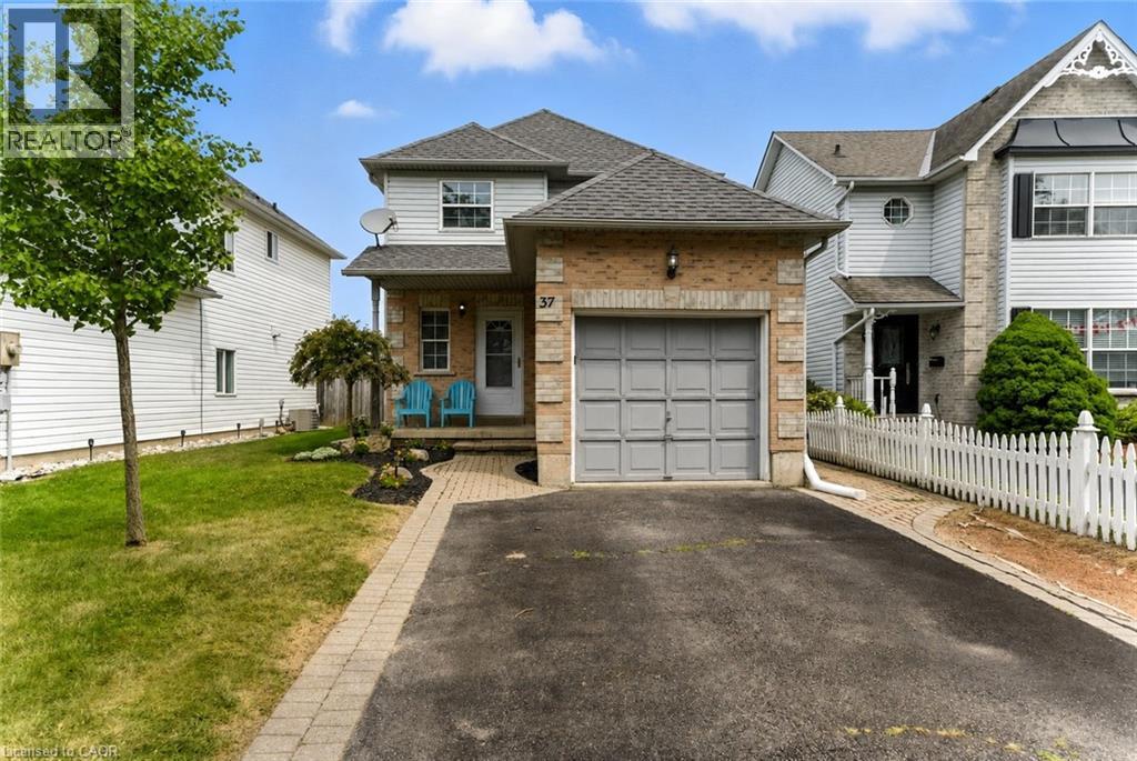 37 HILLTOP Drive, Ayr