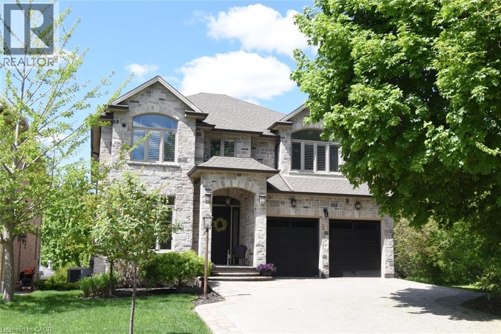 211 TOLLGATE Drive, Ancaster