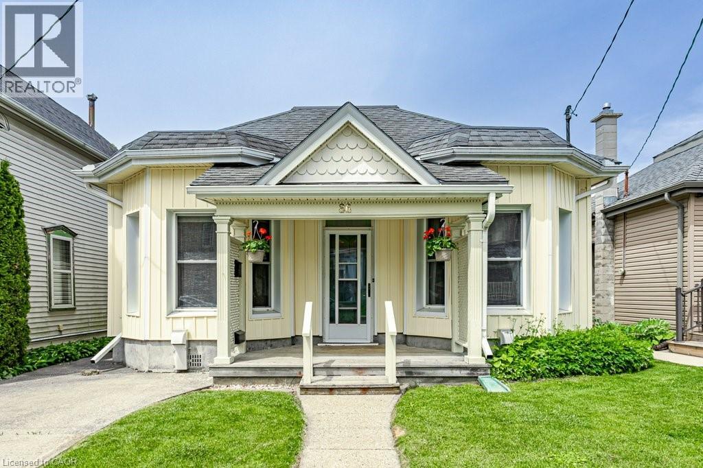 86 MANITOBA Street, St. Thomas