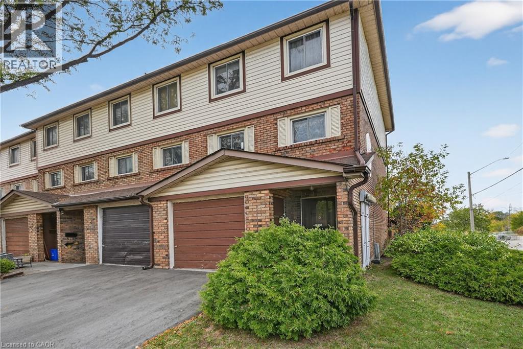 34 BOW VALLEY Drive UnitNo. 1, Hamilton