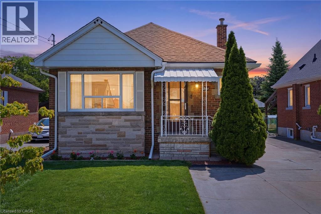133 BELAND Avenue S, Hamilton